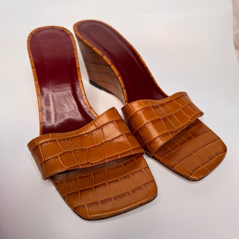 STAUD Tan Croc-Embossed Wedge Sandals
